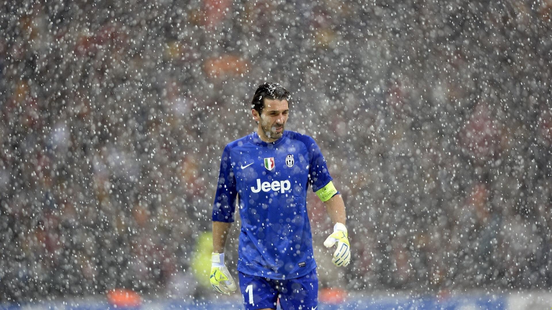 阿尔卡拉斯强势晋级，青春风暴席卷网坛