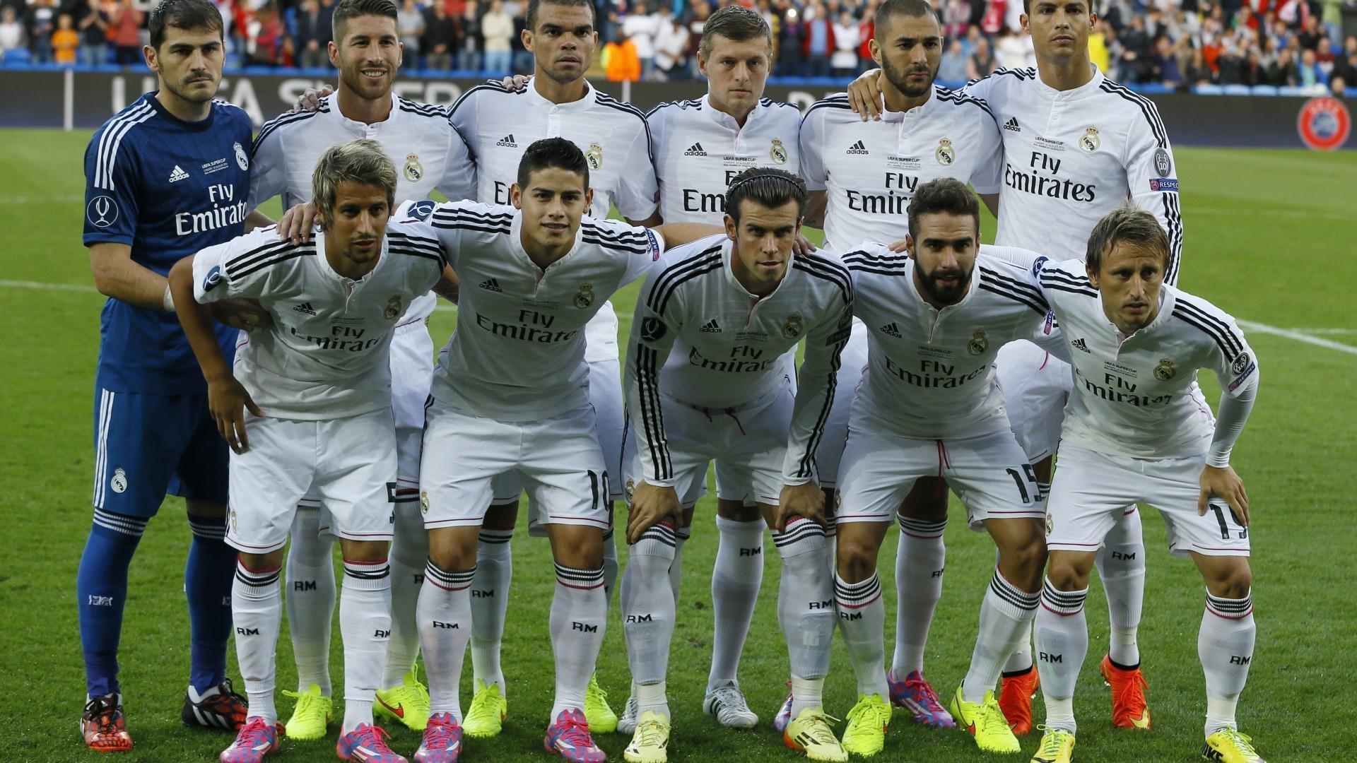 点球大战惊心动魄，加时赛绝杀定胜负—足球豪门鏖战120分钟分出高下