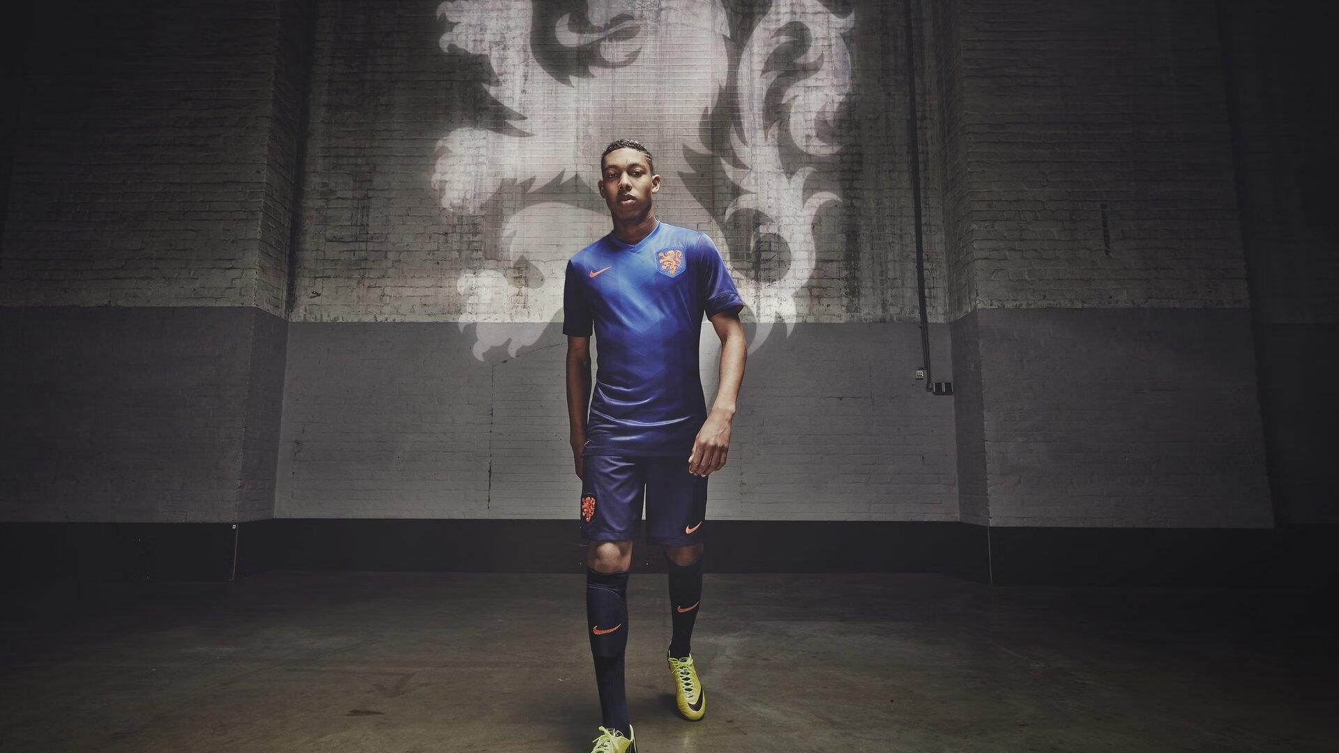 早报，搅吧，你们就搅吧！联赛争冠乱局进入白热化，悬念彻底搅成一锅粥