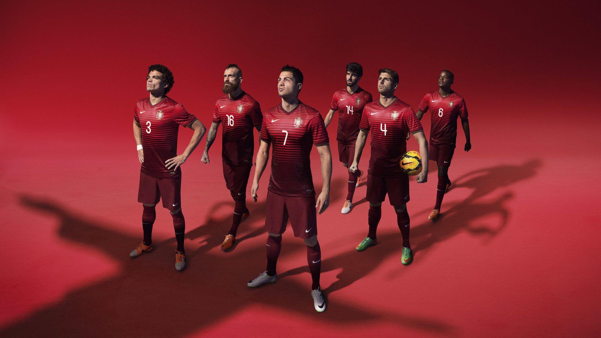 从卡萨皮亚到梦剧场,阿莫林以钢铁般的3-4-3信仰叩开英超之门